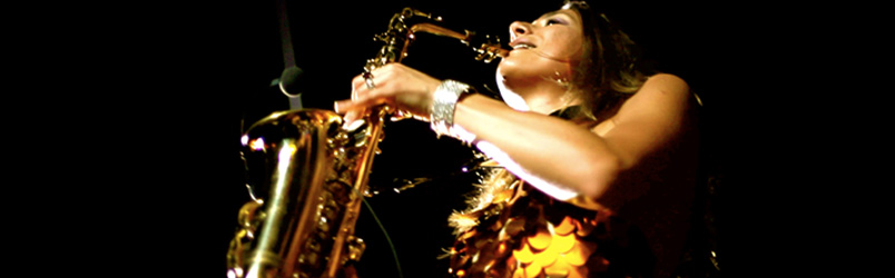 Saxophonistin Bilder Natalie Marchenko